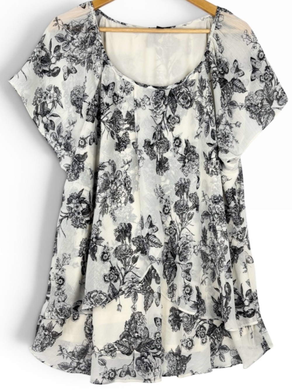 Tamara H Cream & Black Floral Patterned Layered Short Sleeve Blouse 3X